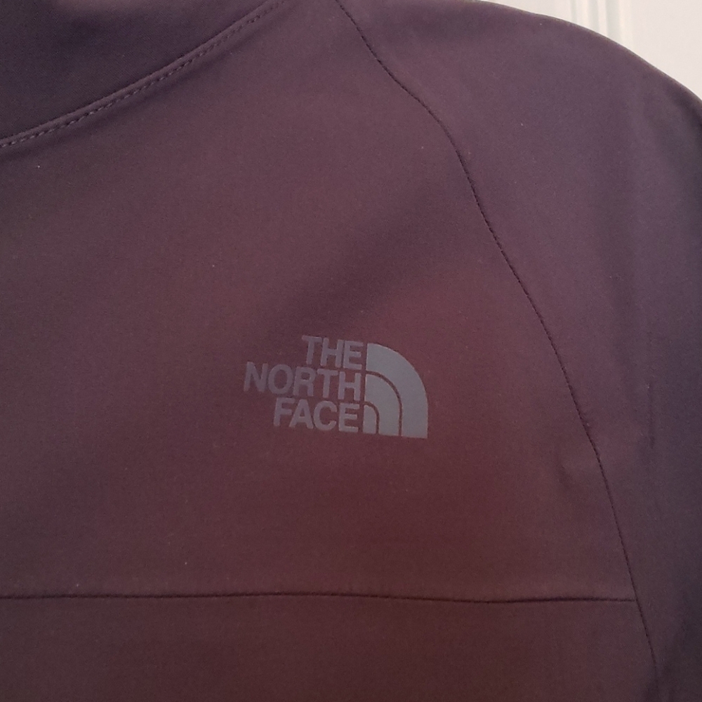 The North Face Jacket - Picture 2 of 6